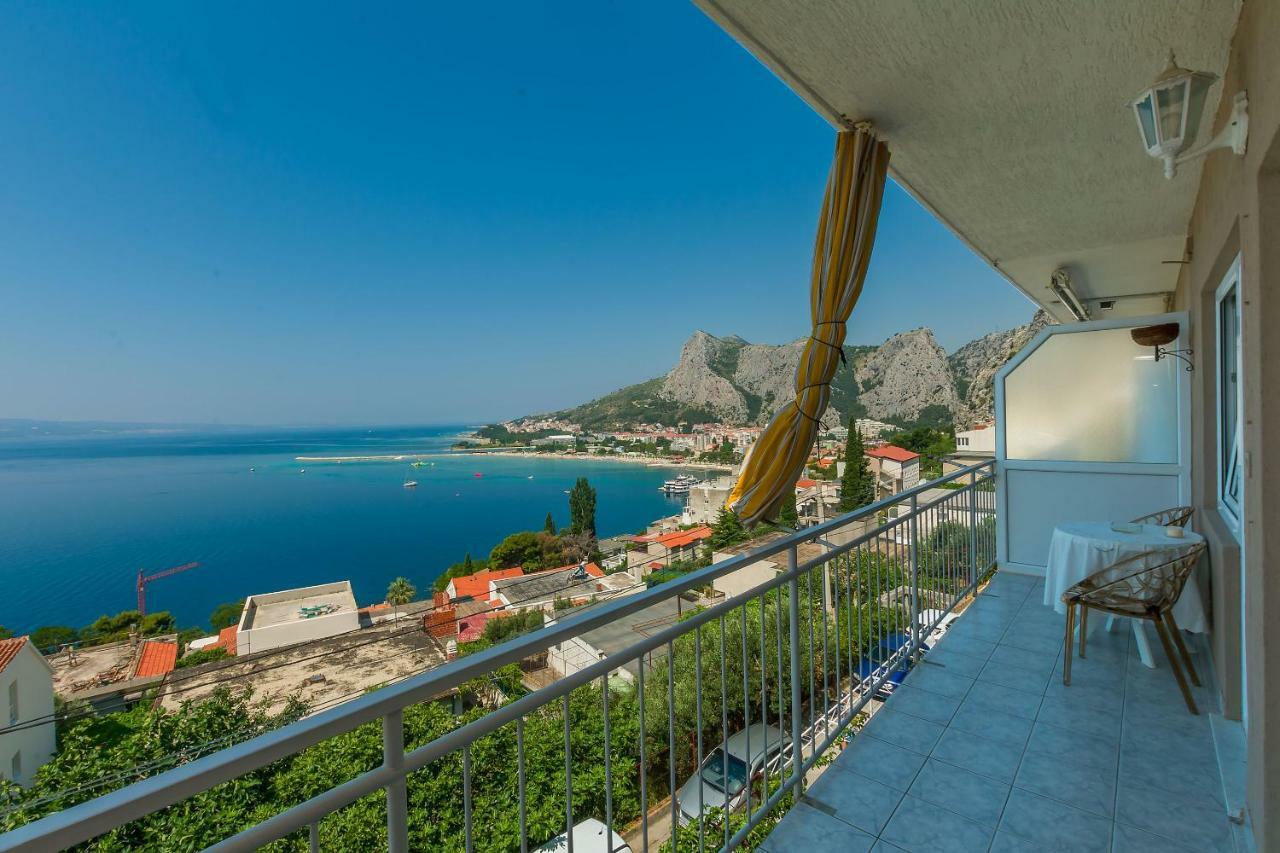 Apartment Marijana Omis Exterior photo